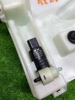 Volkswagen / Touareg / Бачок омывателя Volkswagen / Touareg / Бачок омывателя