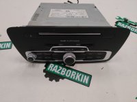 Audi / Q3 / Магнитола