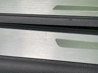 Audi / A8 / Накладка стойки