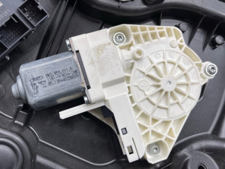 Porsche / Cayenne / Мотор шторки окна двери